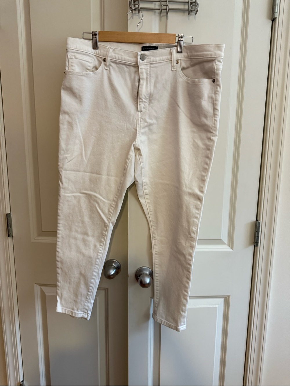 Banana Republic womens Slim Straight White Jeans